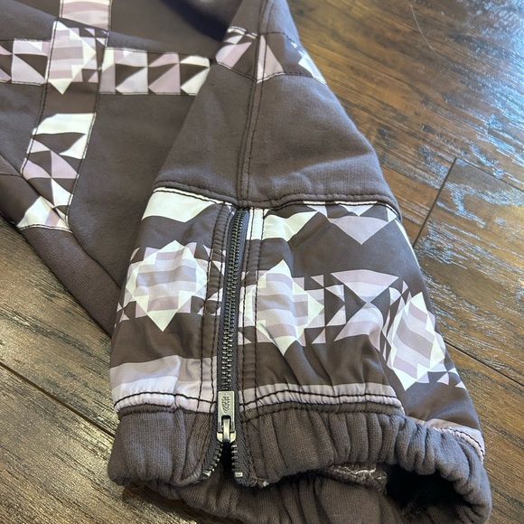 NWT πFP Free People Movement Snow Flow Joggers - Driftwood Combo Taupe - size M - Picture 5 of 12